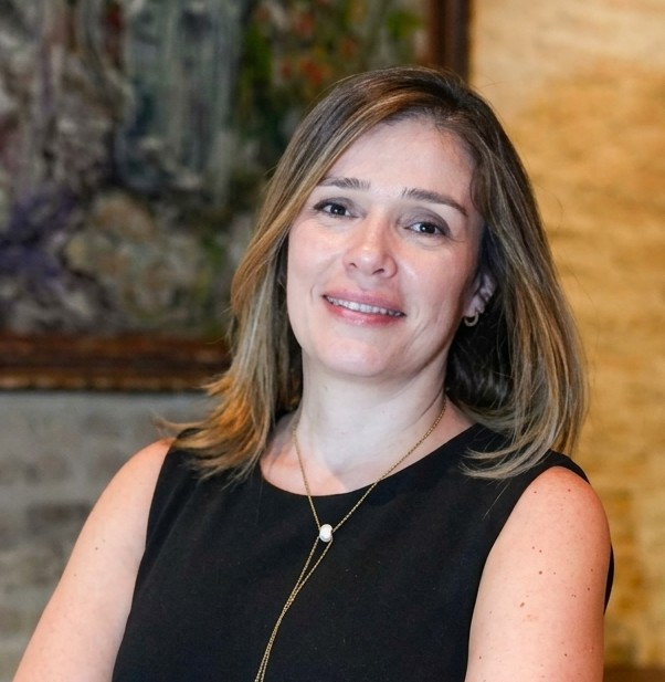 CINTIA PINHEIRO ATTIS