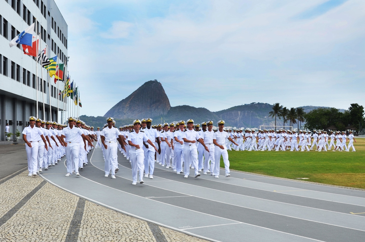 Marinha abre inscrição para seleção com salário de até R$ 11 mil