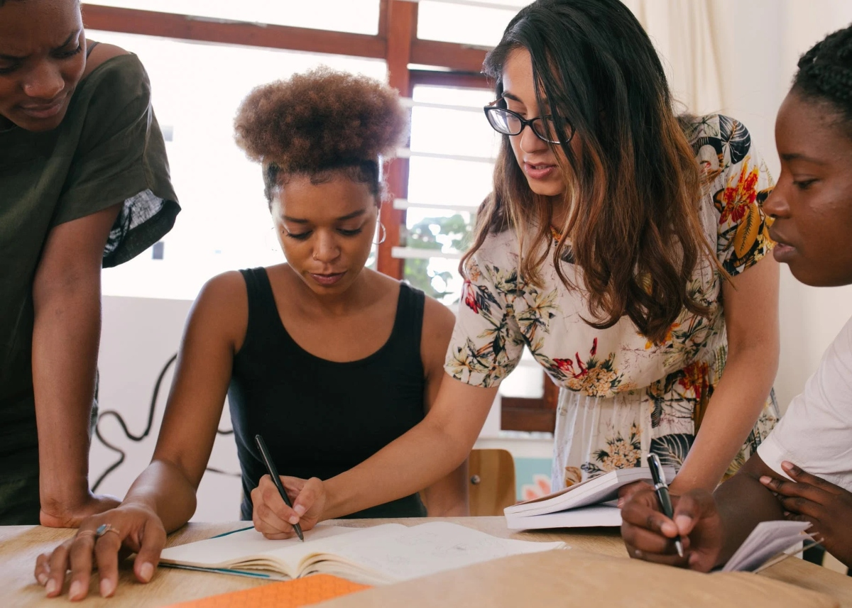 Procurando por oportunidades? Confira empregos e estágios nas áreas de Engenharia a Arquitetura