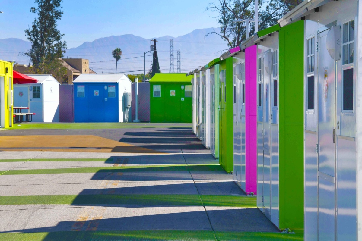 Lehrer Architects projeta complexo de "tiny houses" para moradores de rua em Los Angeles