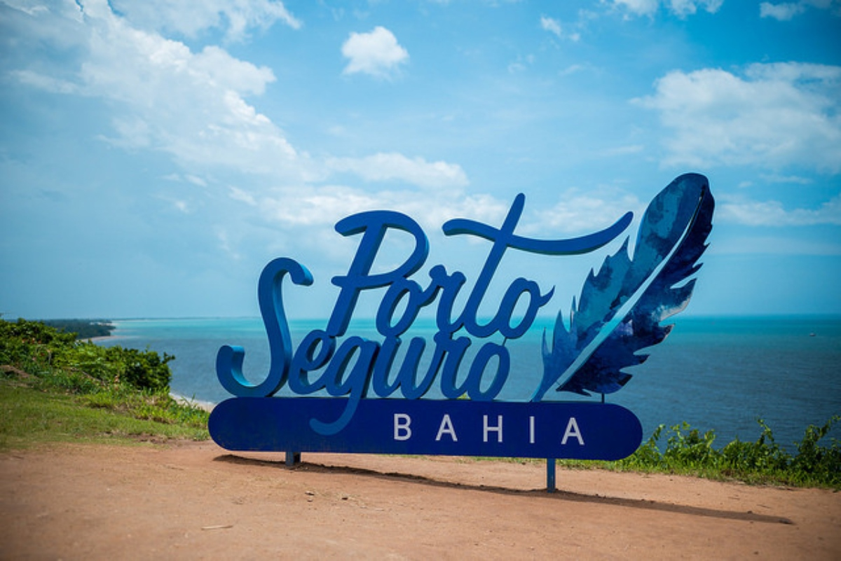 Concurso Porto Seguro - BA: Prefeitura abre mais de 2 mil vagas incluindo áreas de Engenharia e Arquitetura