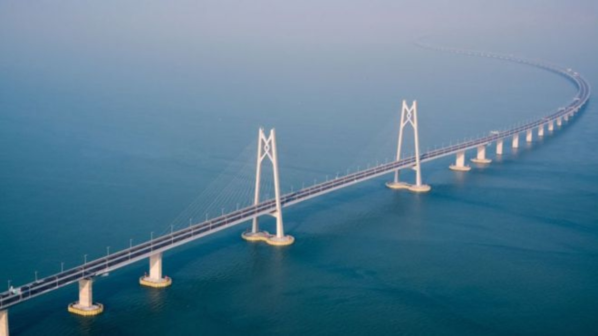 China inaugura maior ponte marítima do mundo entre Hong Kong e Macau