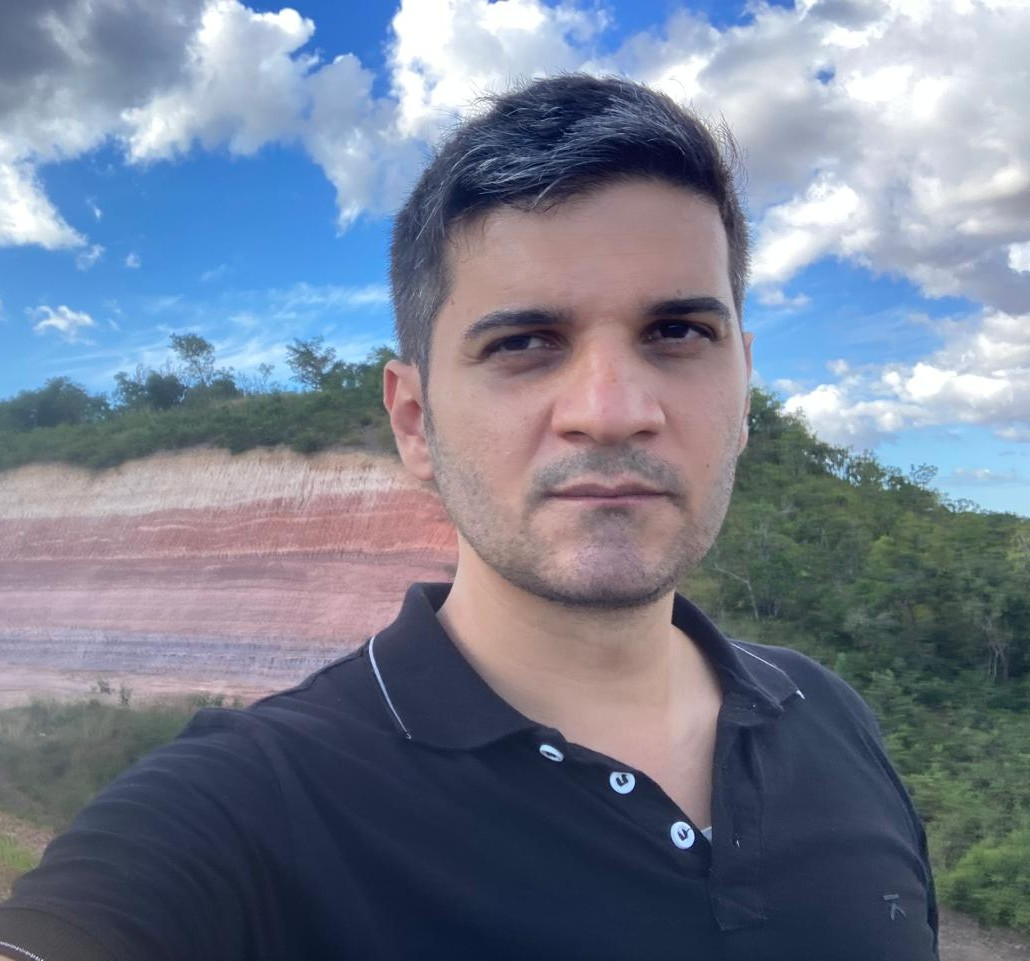 ECLESIELTER BATISTA MOREIRA