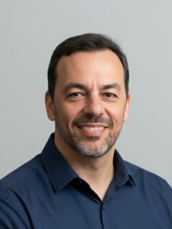 D. SC. YVIS HENRIQUE DE OLIVEIRA
